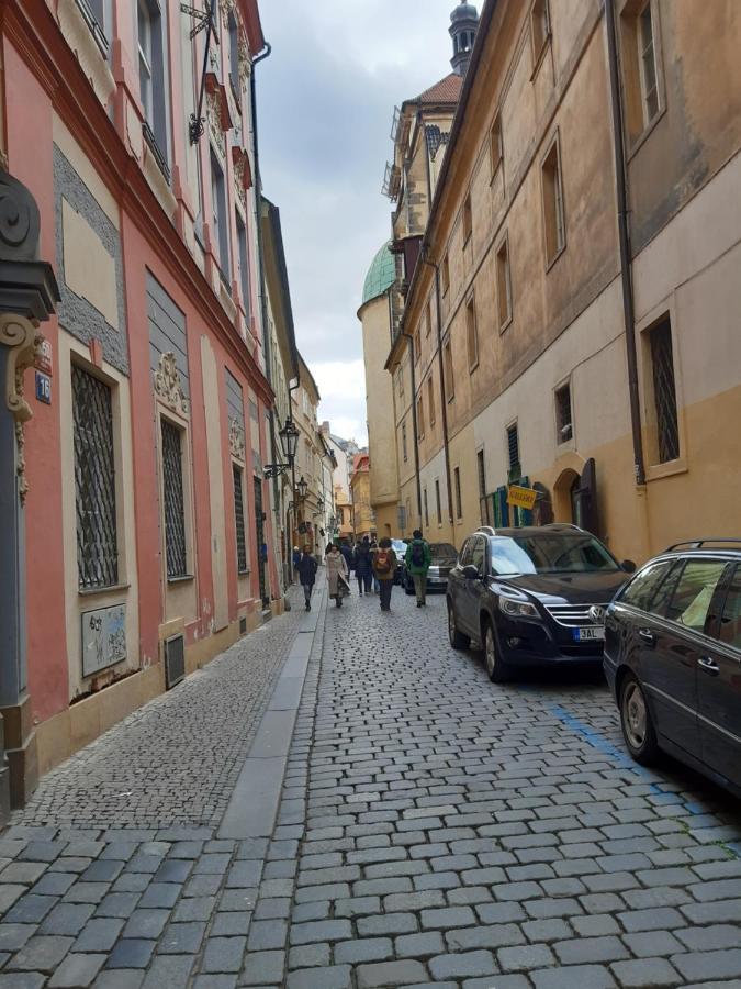 Soukromy Pokoj V Srdci Prahy Apartment Praga Exterior foto